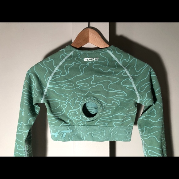 Echt green cropped long sleeve - Picture 3 of 3